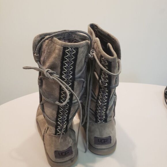 UGG Boots Size 6 - Picture 1 of 7